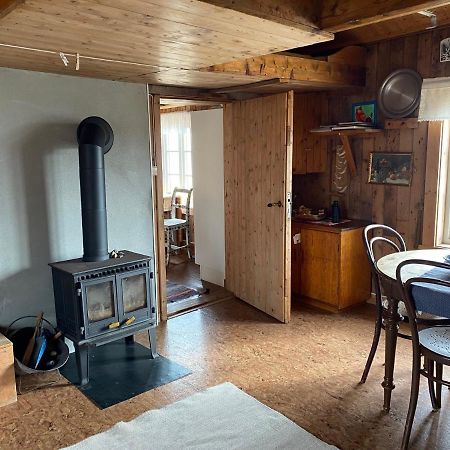 Rorbua Pa Toppoya Reine Buitenkant foto